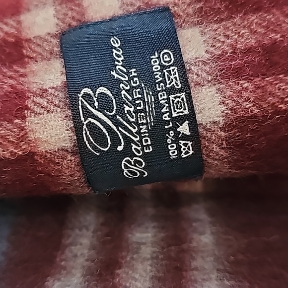 Ballantrae Edinburgh 100% Lambswool Scarf - Picture 2 of 4